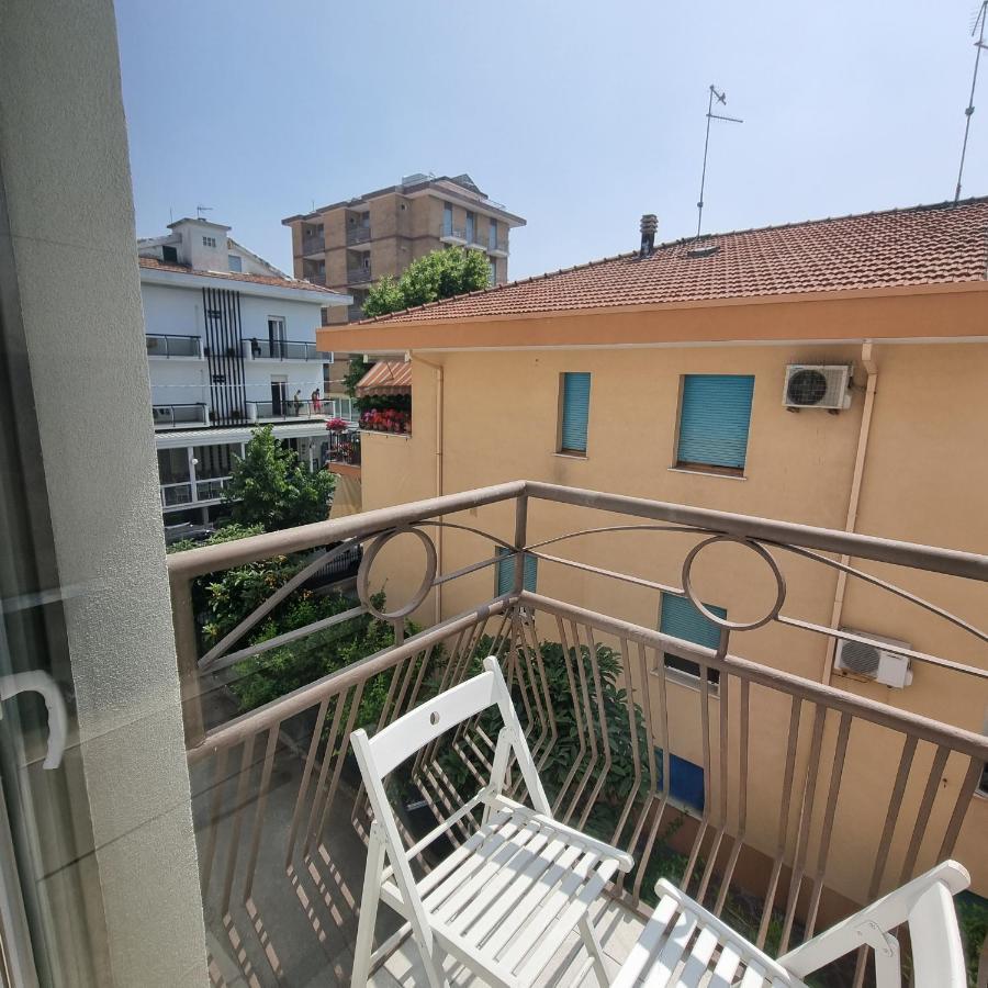 Residence Mare Rimini Exterior foto